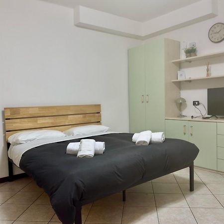 Roncati 7 Center Town Studio Apartments Bellagio Exterior photo