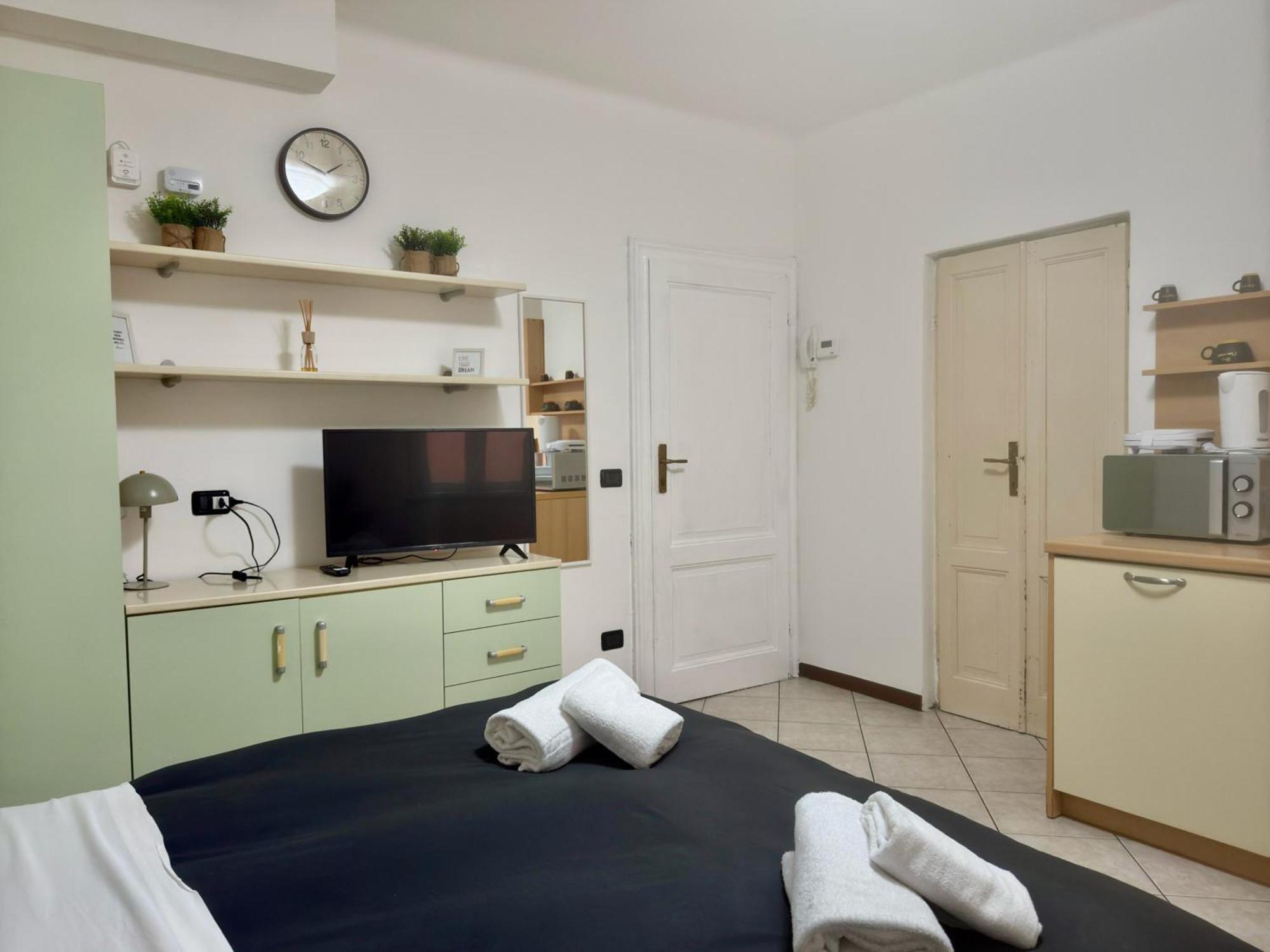 Roncati 7 Center Town Studio Apartments Bellagio Exterior photo